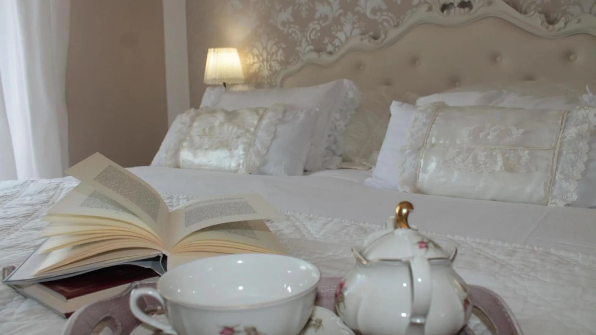 La Valinfiore Luxuswohnung Mit Pool Montecarlo 0*,