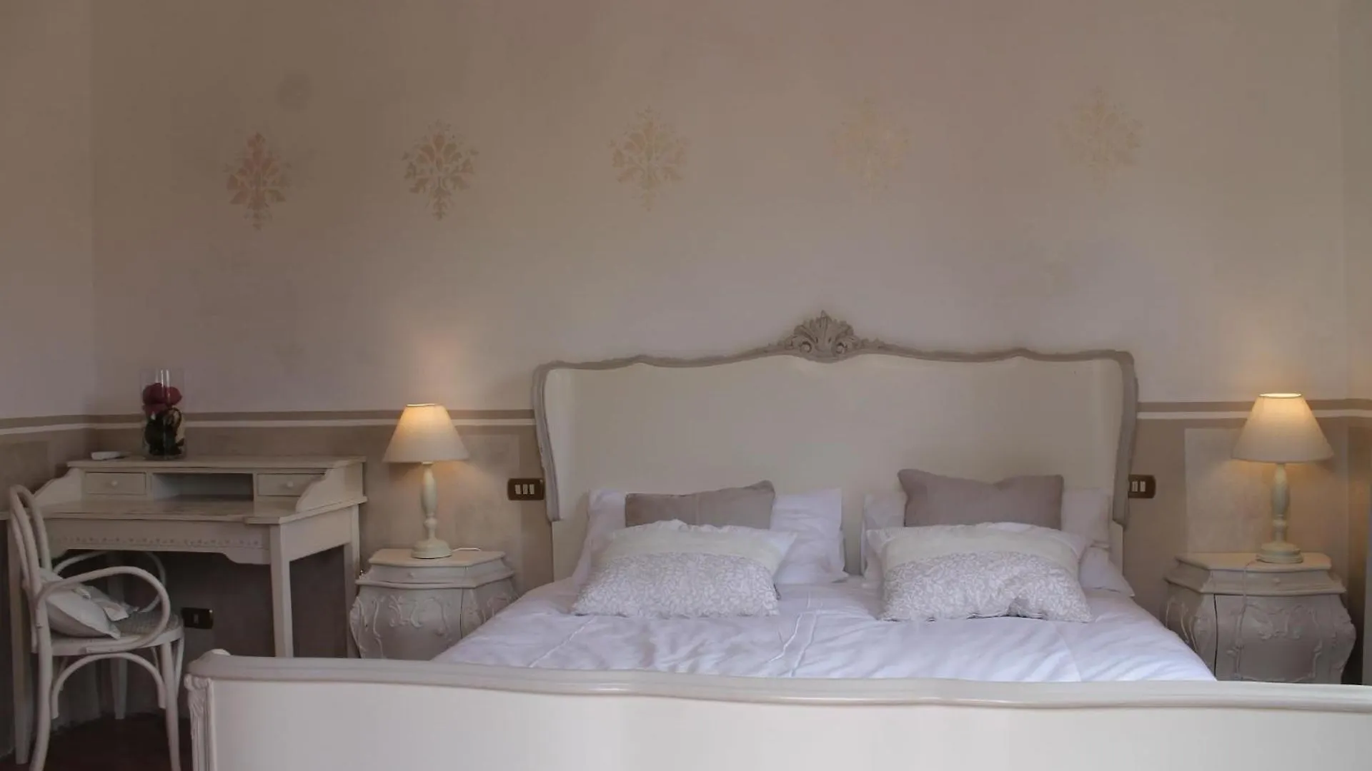 La Valinfiore Luxuswohnung Mit Pool Montecarlo