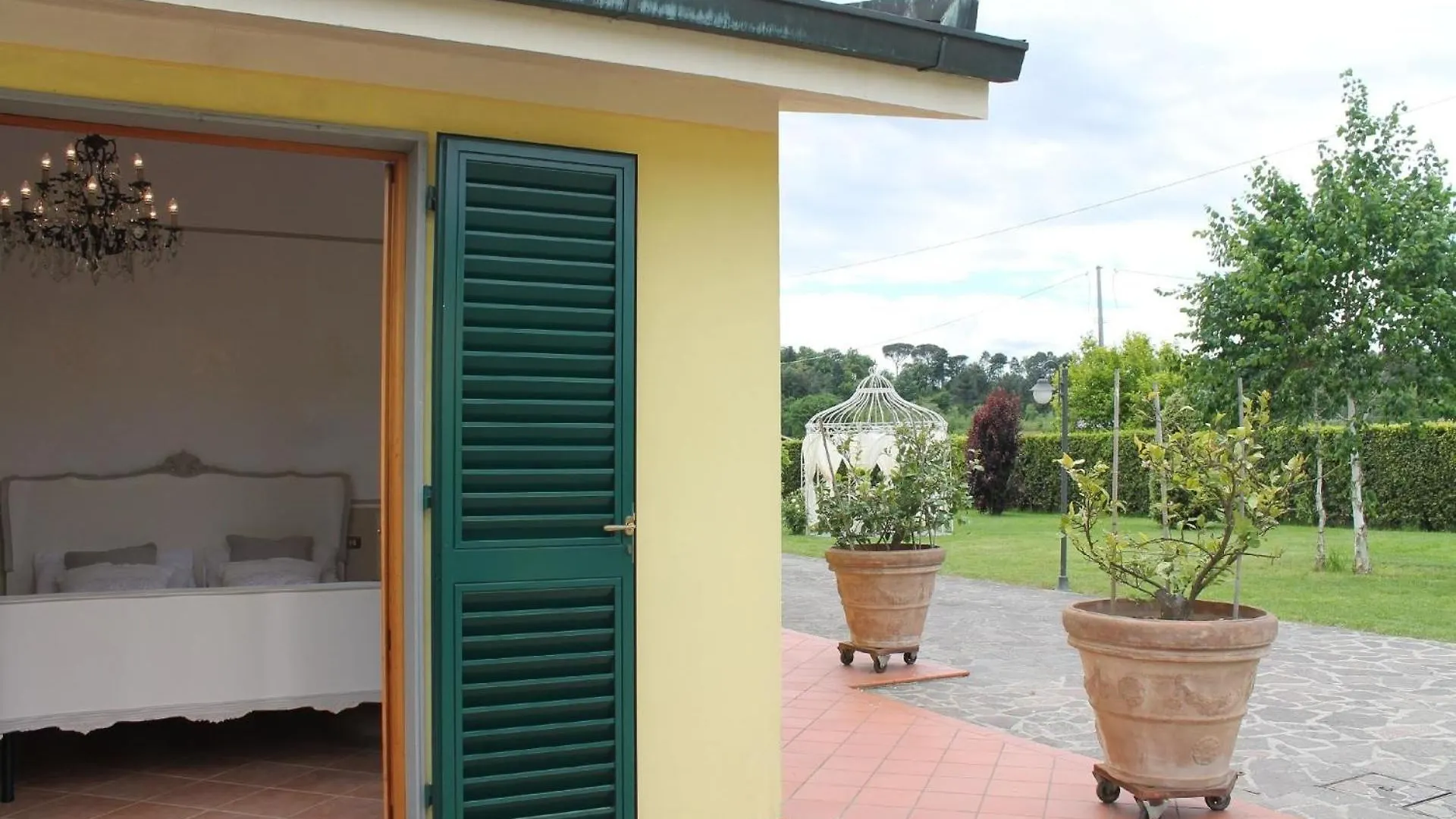 Apartment La Valinfiore Luxuswohnung Mit Pool Montecarlo