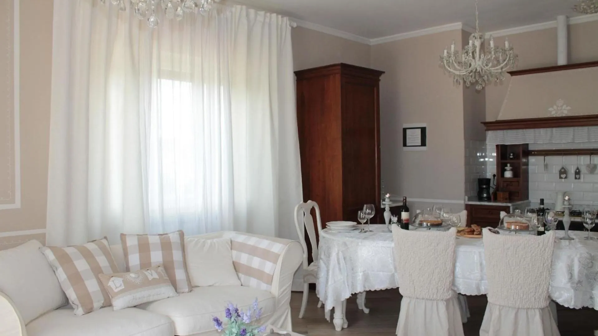 La Valinfiore Luxuswohnung Mit Pool Montecarlo Apartment
