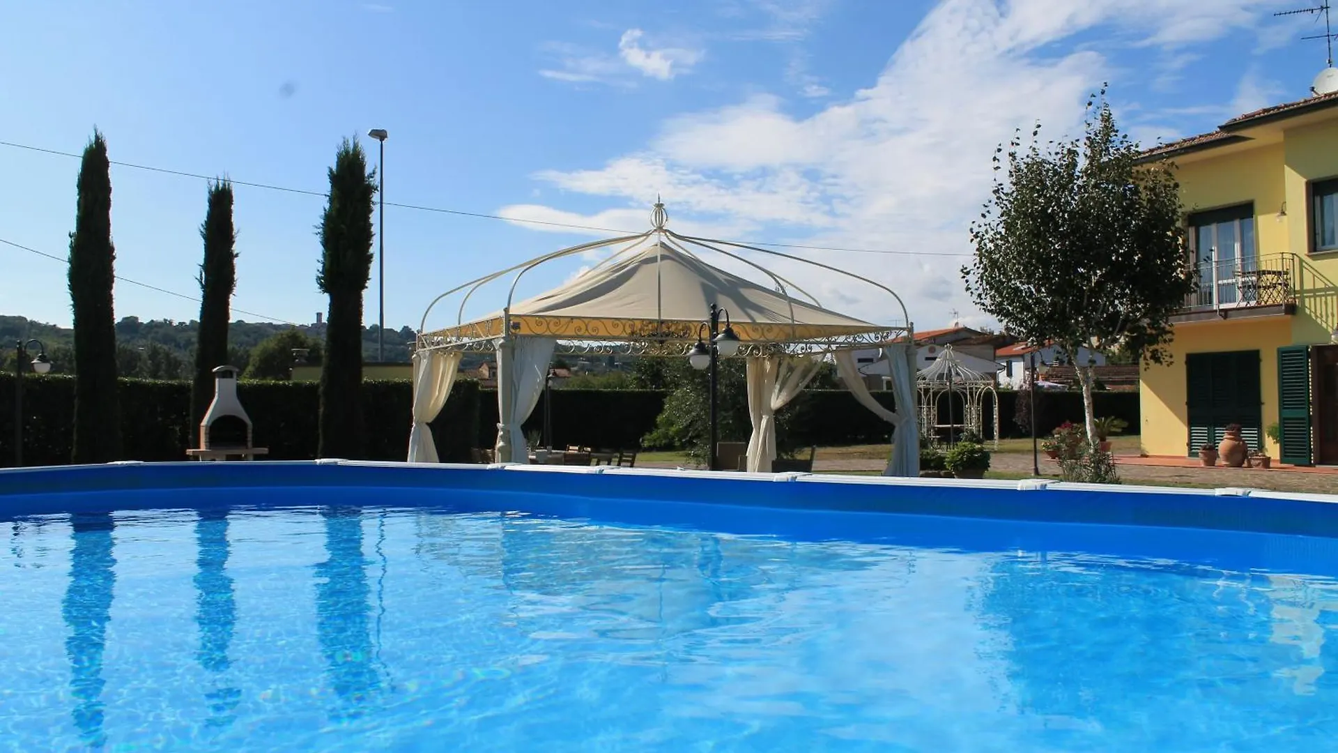 La Valinfiore Luxuswohnung Mit Pool Montecarlo